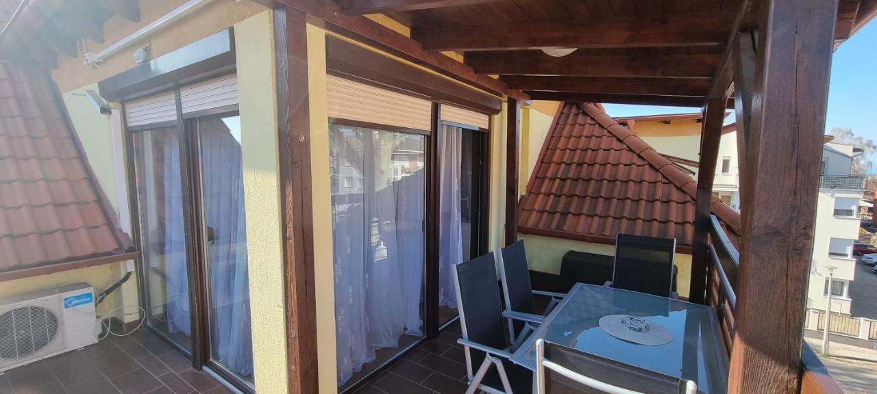 Apartman For 4 Siofok Luaran gambar